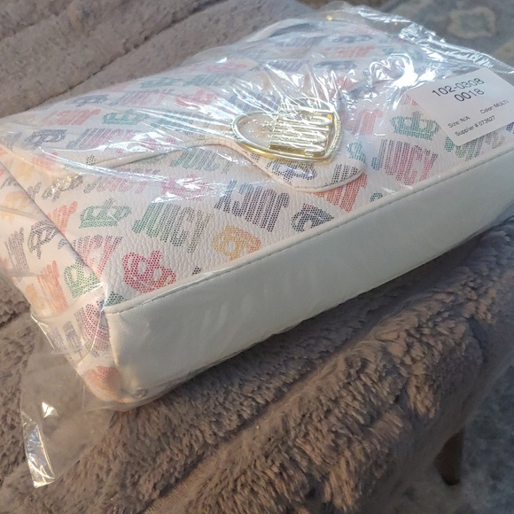 Juicy Couture Flap Crossbody Bag - Picture 7 of 9